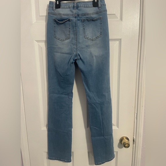 High Waisted Jeans - Shein - Picture 2 of 3